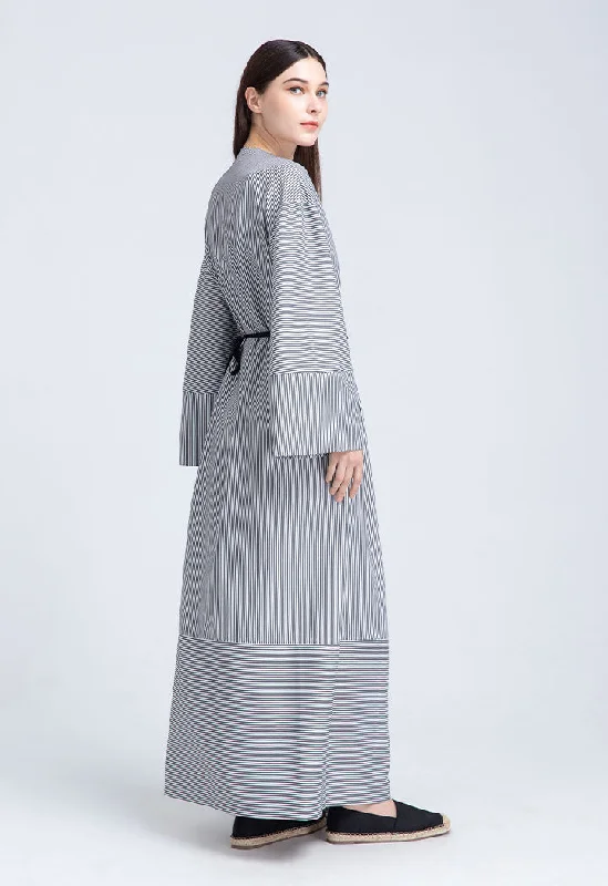 Luxury Temperament Wide Sleeve Long Outerwear