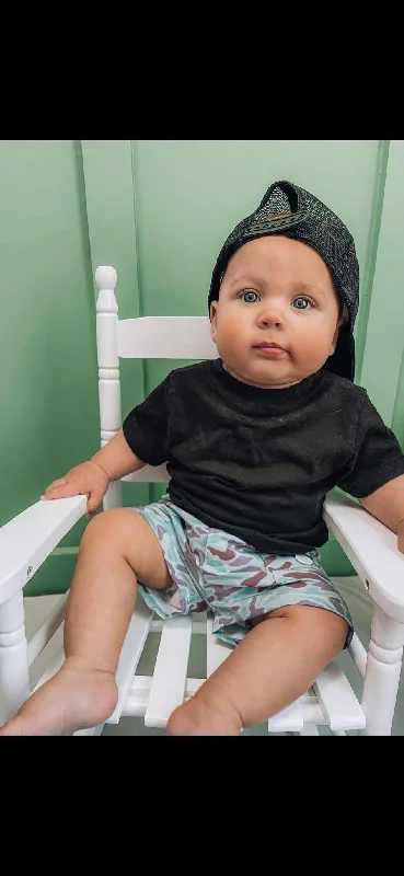 Street Fashion Tucker's Green Camo Fishing Shorts