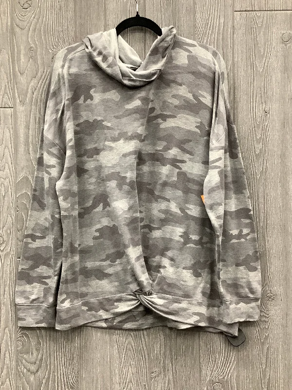 Elegant Dressing Top Long Sleeve By Clothes Mentor In Camouflage Print, Size: 1x