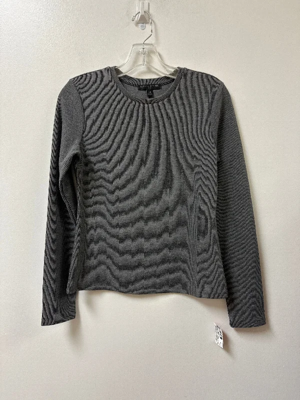 Wandering freely Top Long Sleeve By Banana Republic In Grey, Size: Xs