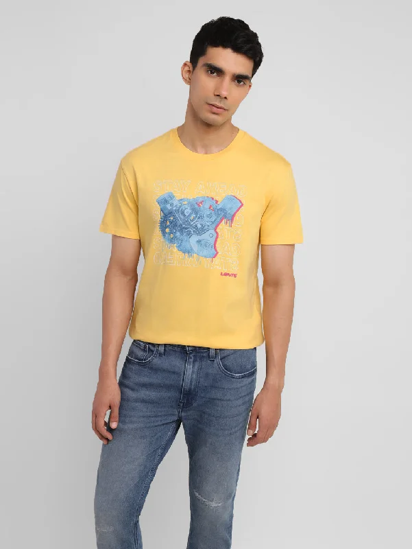 Warm Layers Men's Graphic Slim Fit T-shirt