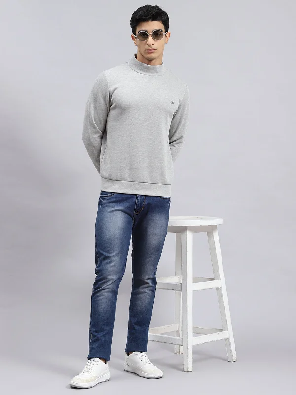 Cozy Knits Men Grey Plain T-Shirt