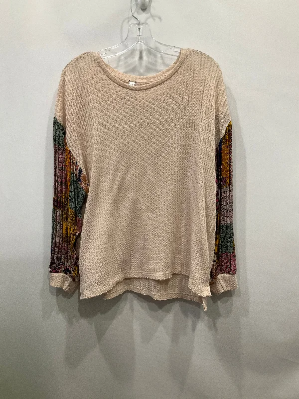 Effortless Wear Top Long Sleeve By Clothes Mentor In Tan, Size: S