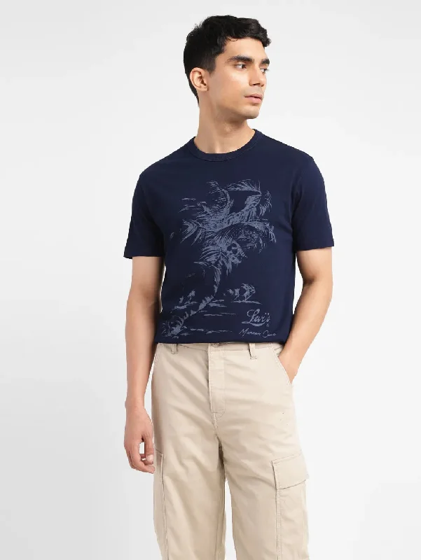 All-Day Comfort Men's Graphic Slim Fit T-shirt