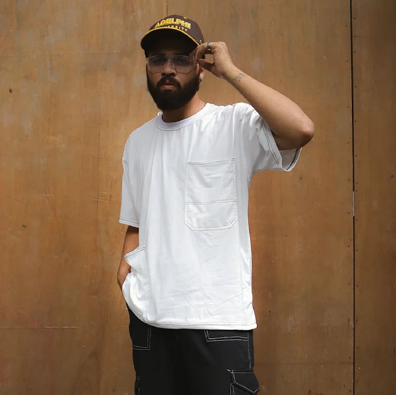 Versatile Outfits White Oversized Carpenter Tshirt