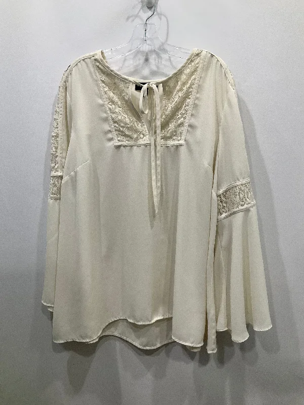 Versatile Style Top Long Sleeve By Lane Bryant In White, Size: 1x