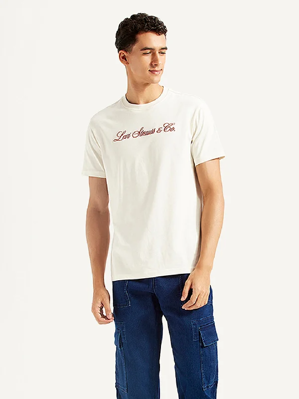 Elegant And Elegant Men's Typographic Print Slim Fit T-shirt