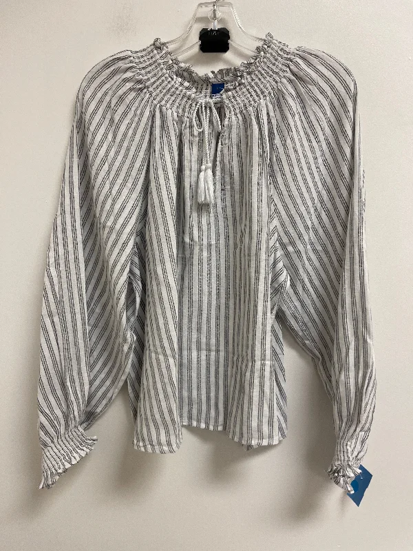 Cozy Street Style Top Long Sleeve By Old Navy In Grey & White, Size: L