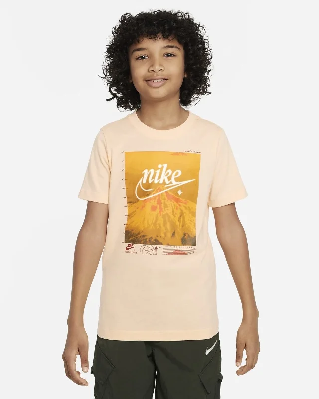 Romantic And Fresh NIKE JUNIOR SPORTSWEAR TEE - PEACH