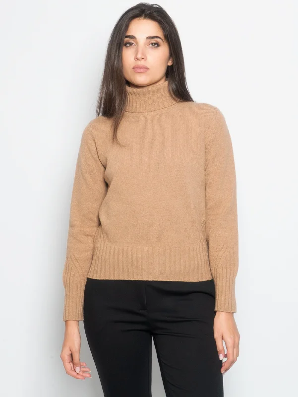 Cozy Fit Wear Dolcevita con Motivi a Coste Cammello