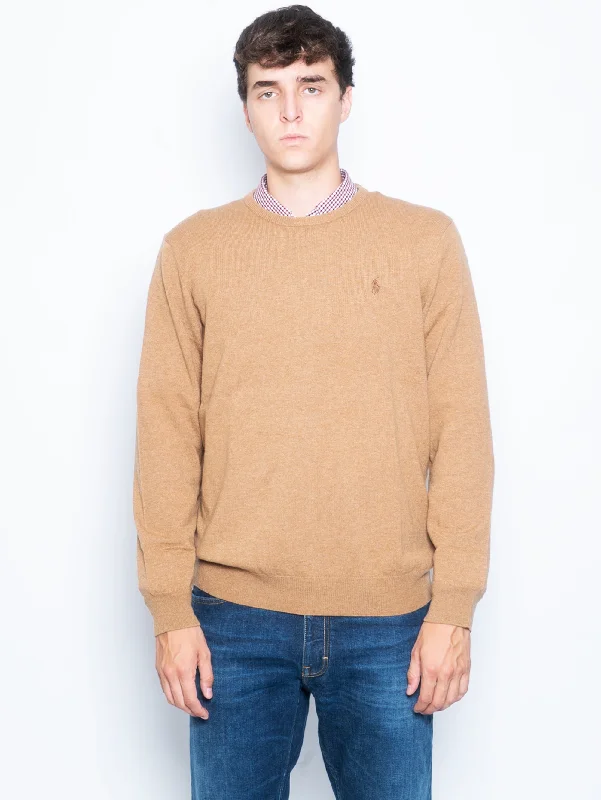 Casual Chic Maglia Girocollo in Lana Cammello