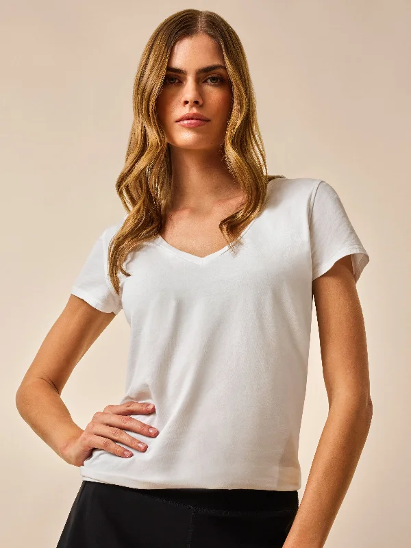 Trendy Traveler Alula T-Shirt