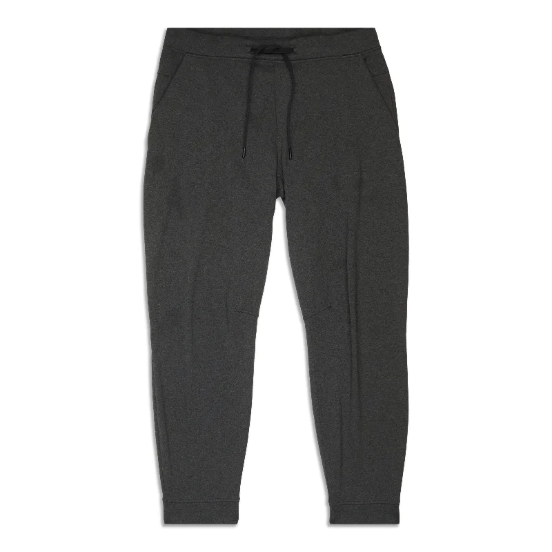 Timeless Outfits City Sweat Jogger - Resale