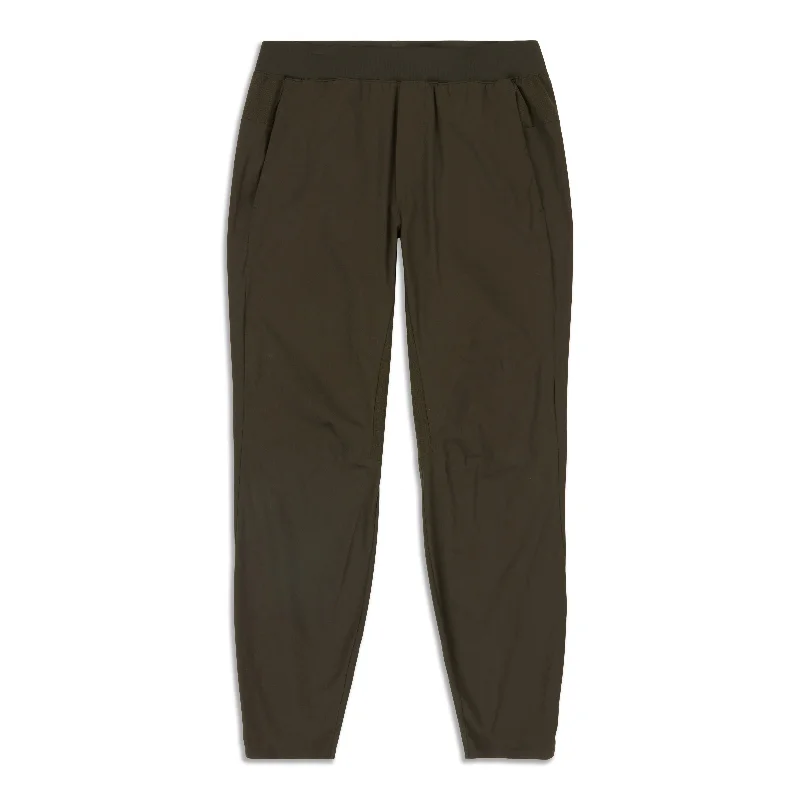 Design Trend In Mind Pant - Resale